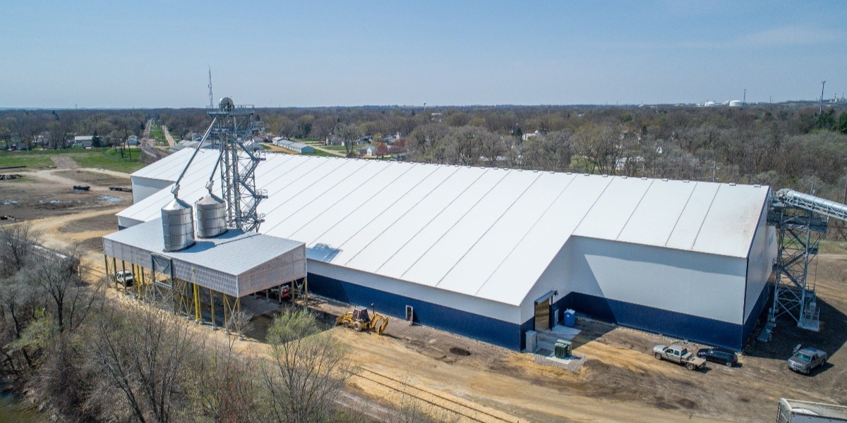 Fabric building in different weather conditions